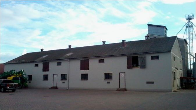 Figure 3: Grow-finish building
