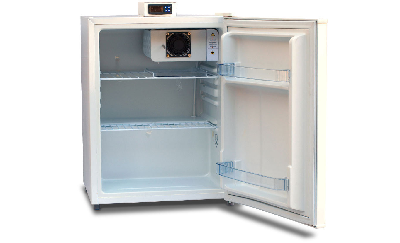 Semen fridge for boar semen