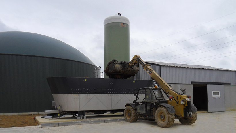 &quot;To reduce imports and greenhouse gases, our joint biogas and biomethane projects in France are already contributing,&ldquo; reports Alain Priser, who is responsible for the French market at WELTEC. The anaerobic digestion plants are fed with very different feedstock mixtures from regional waste and by-products from the agricultural and food industries. Moreover, in many plants the waste heat is decoupled for heating and as process heat. The use of these intelligent cycles also ensures a high level of acceptance among the population.
