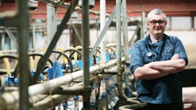 Dr. Simon Doherty, winner of the One Health category of the WVA Global Veterinary Awards