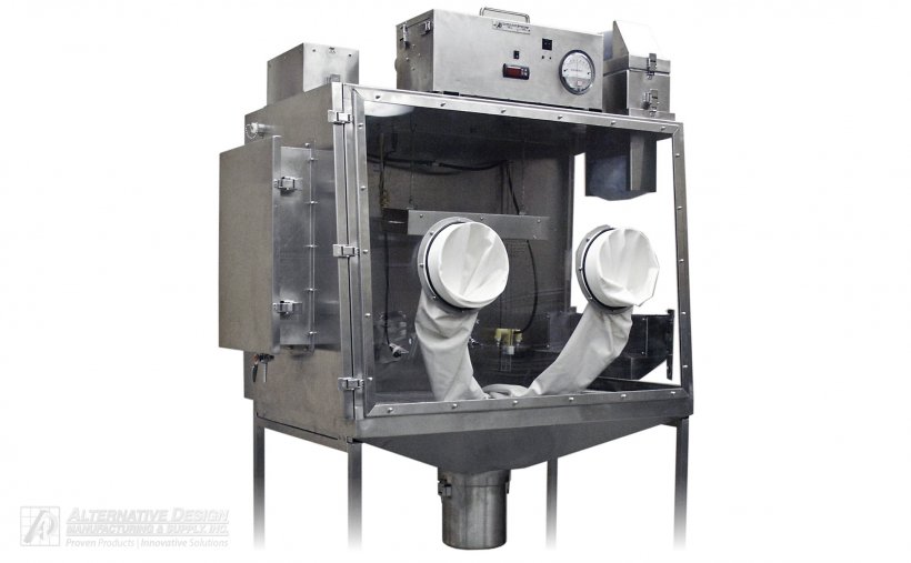 Figure 1. Modular animal isolator system used to expose gilts with aerosols of diluted lung homogenate containing M. hyopneumoniae strain 232. Image source: www.altdesign.com
