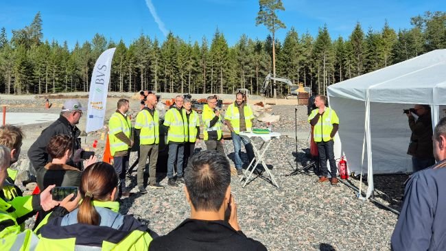 The official groundbreaking ceremony marks the start of construction for the biogas and gas upgrading project in Vara, Sweden. (Photo: EnviTec Biogas AG)