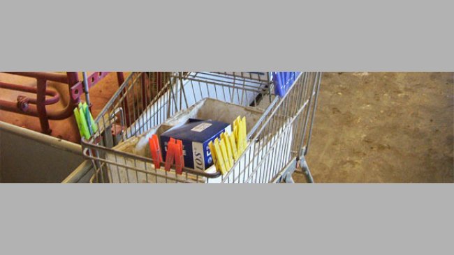 The clothes pegs used are carried in a trolley together with part of the daily materials needed